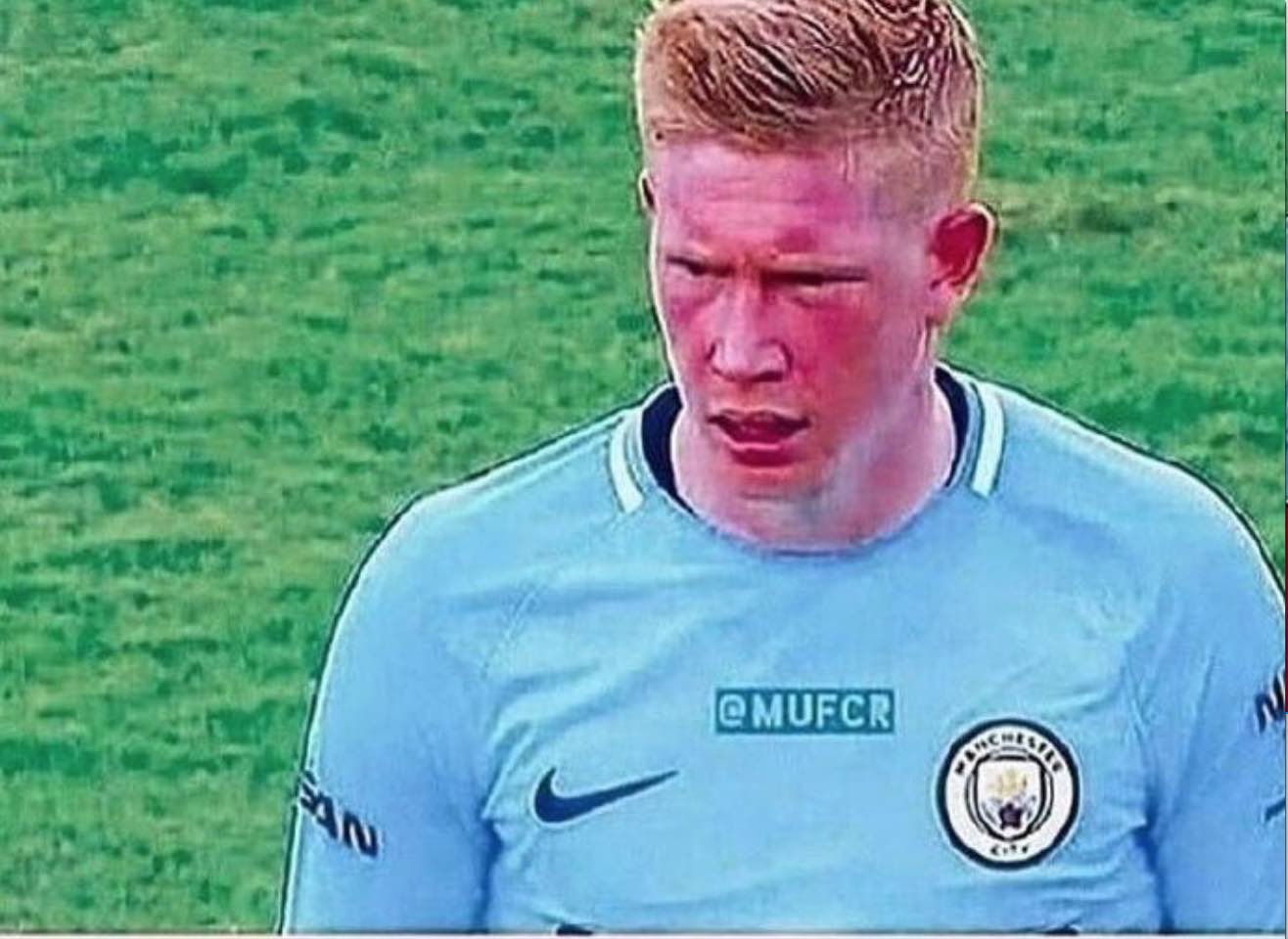 TA：尼潘外租阿贾克斯的可能已消失；曼城考虑是否留埃切韦里