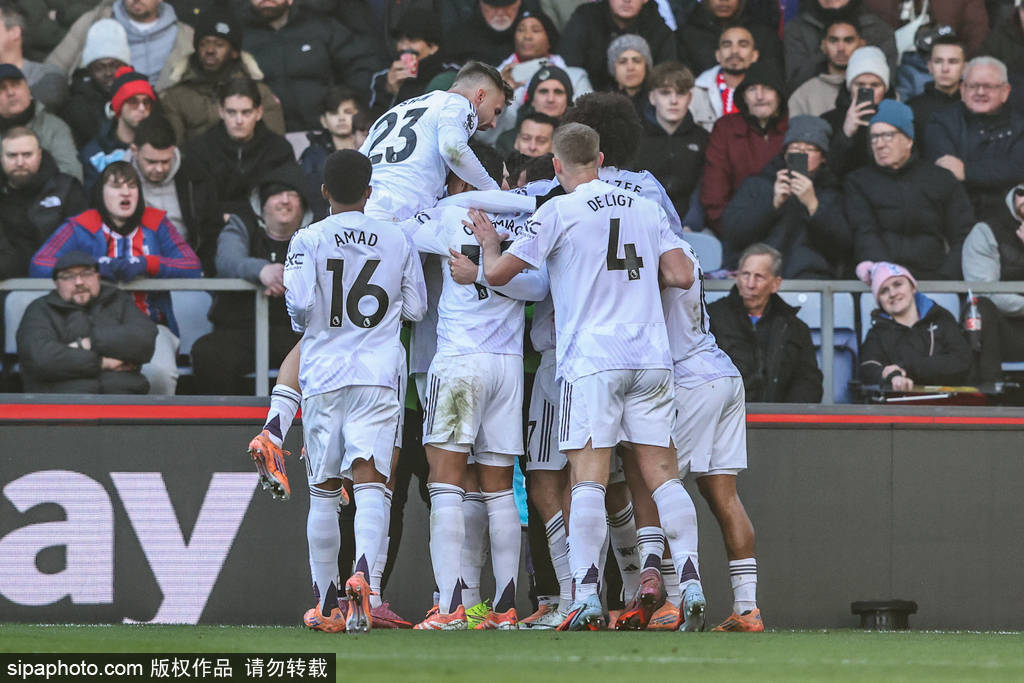 湖人全队齐心战胜快船